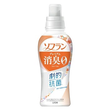LION Кондиционер для белья "SOFLAN" (с мощным антибактериальным эффектом для защиты от неприятного запаха "Premium Deodorizer 204" - натуральный аромат цветочного мыла) 510 мл