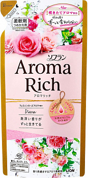 LION Aroma Rich Diana Кондиционер для белья c цветочно-фруктовым ароматом, (мягкая экономичная упаковка), 400 мл.